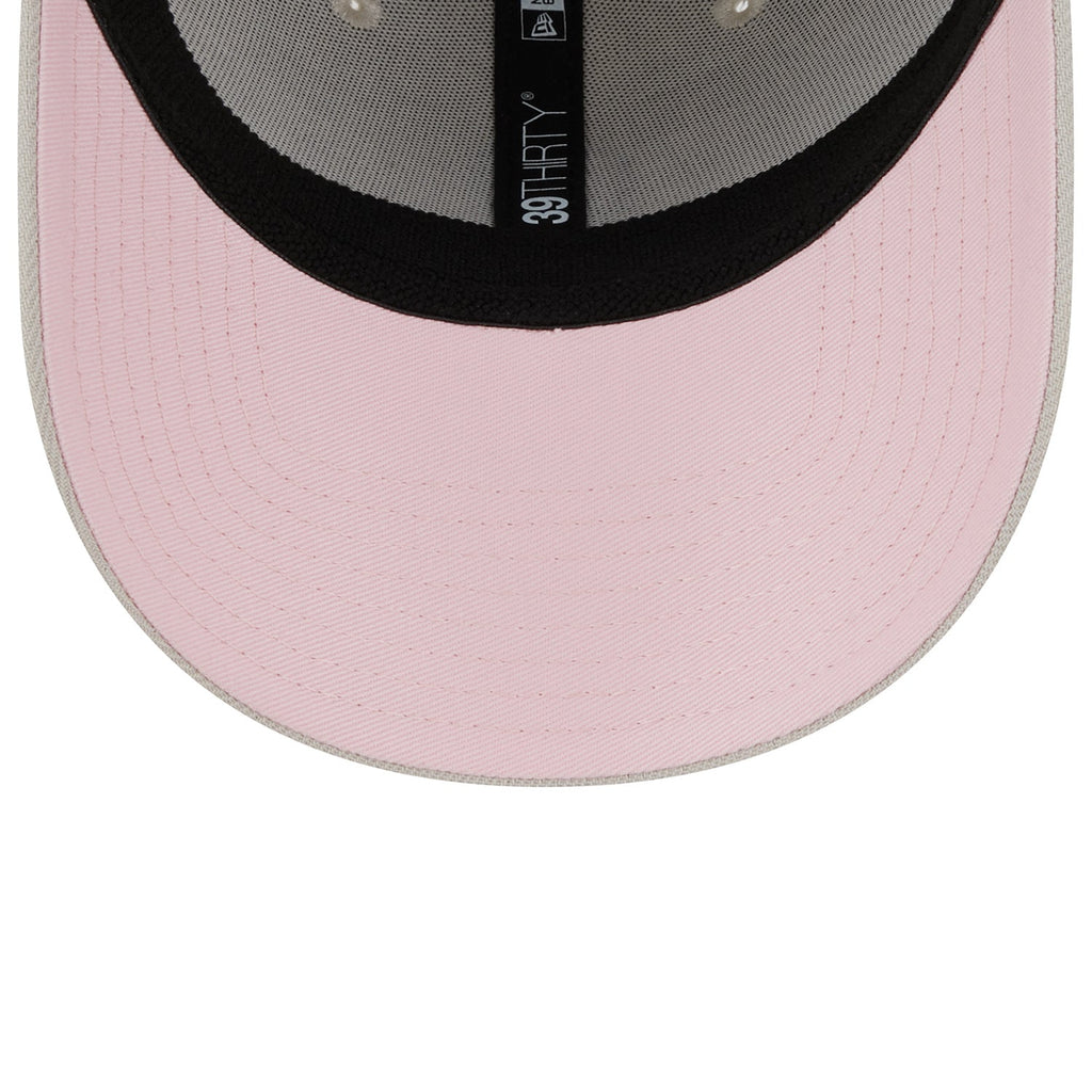 3930 Atlanta Braves Mother's Day 23 Cap product image 6, provided for visual reference and product detail review