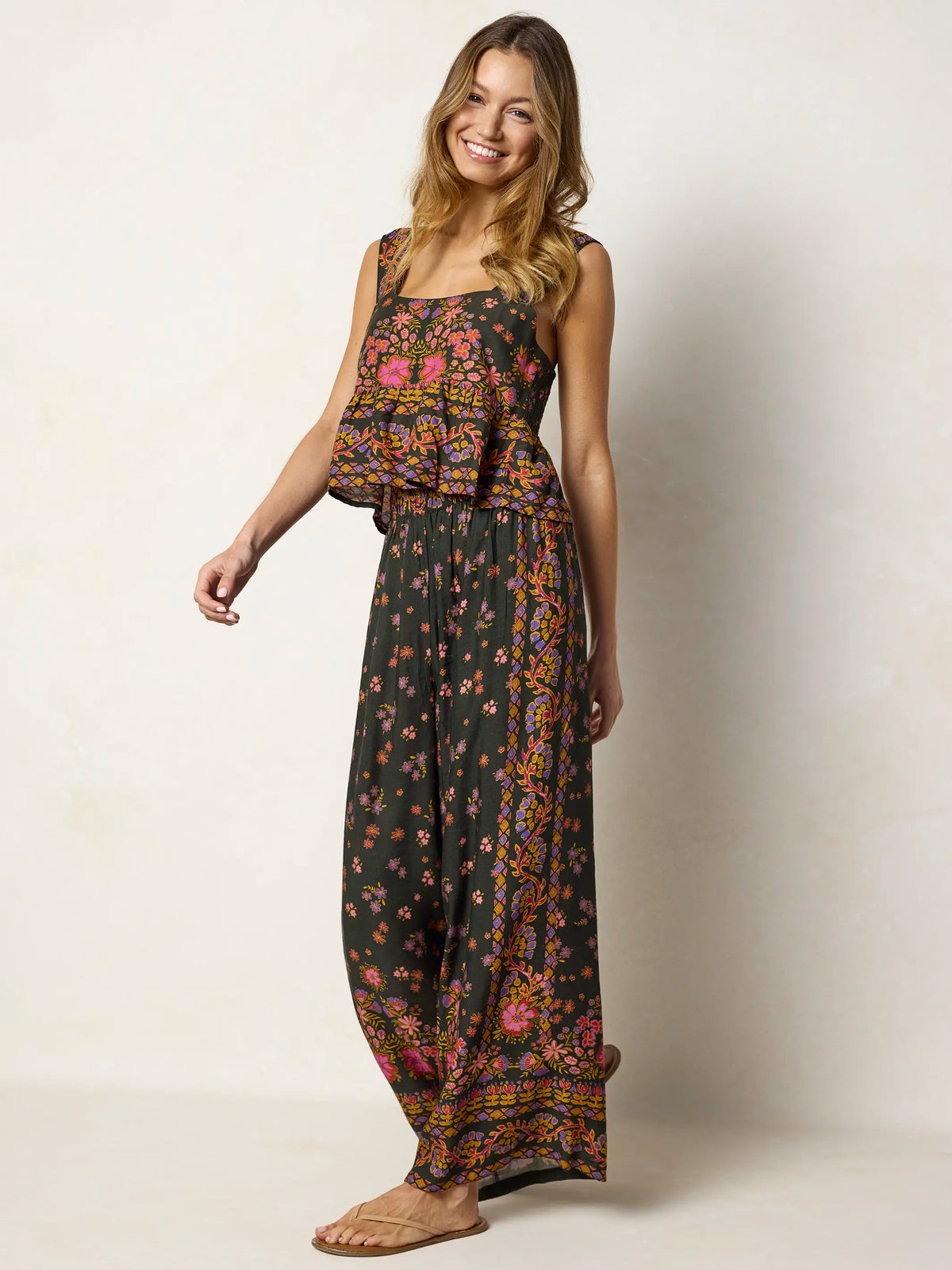 Cece Wide Leg Pants - Blooming Bandana Charcoal