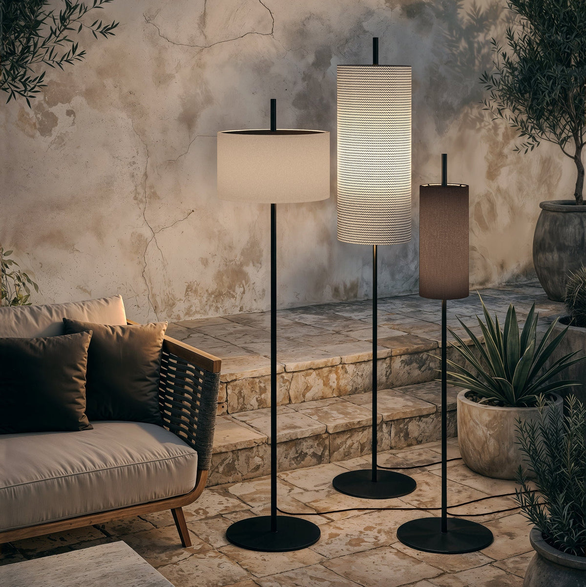 Lagoon Outdoor Floor Lamp