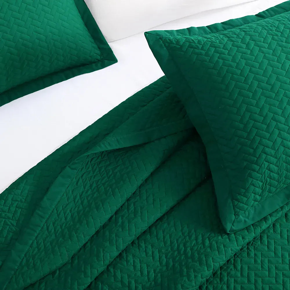 Emerald Green Oversized Quilt Set