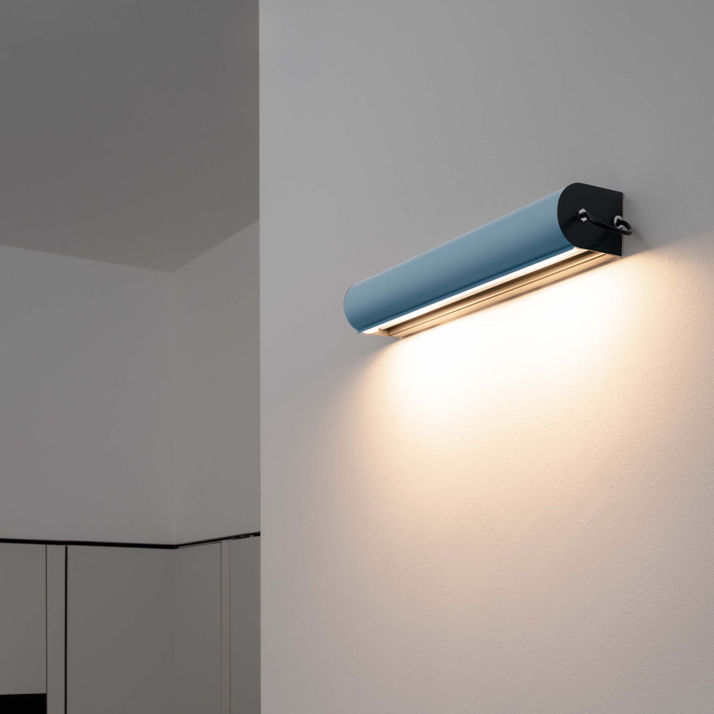 Perriand Applique Cylindrique Longue Wall Sconce